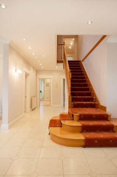 Montville House photo 8