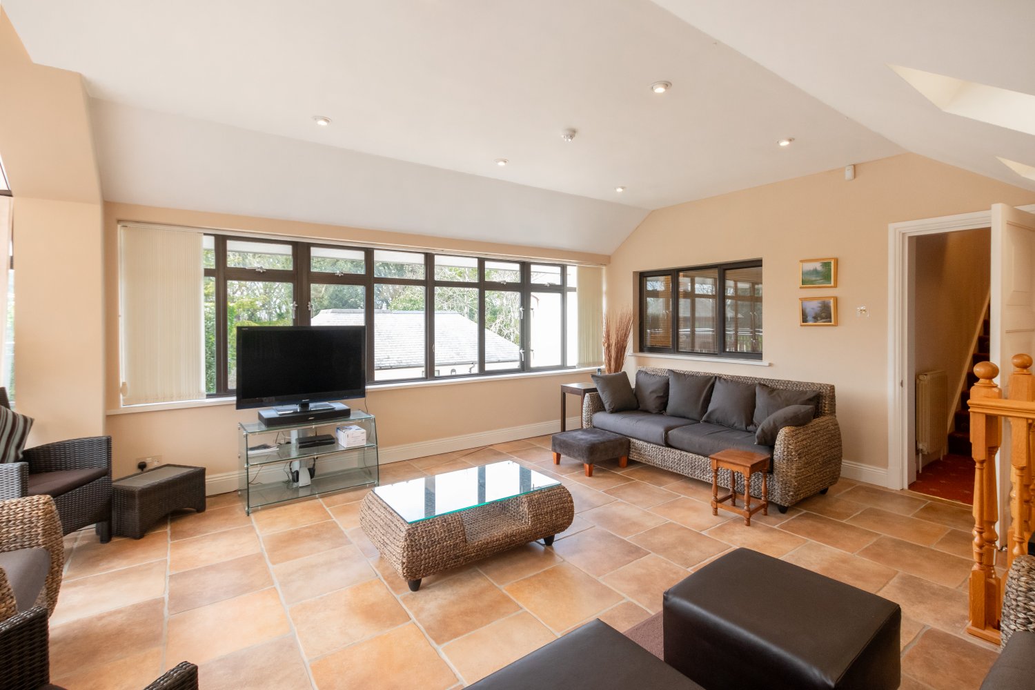 Montville House photo 19