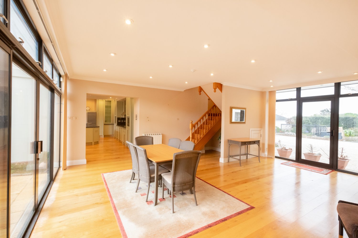 Montville House photo 15