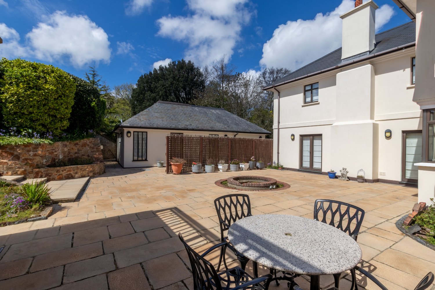 Montville House photo 77