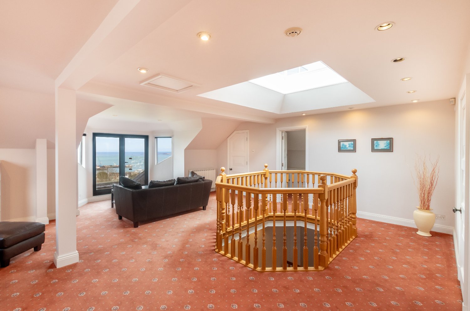 Montville House photo 47