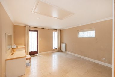 Montville House photo 52