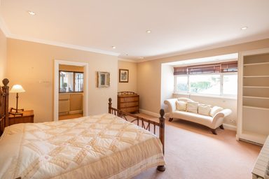 Montville House photo 42