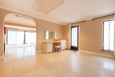 Montville House photo 53