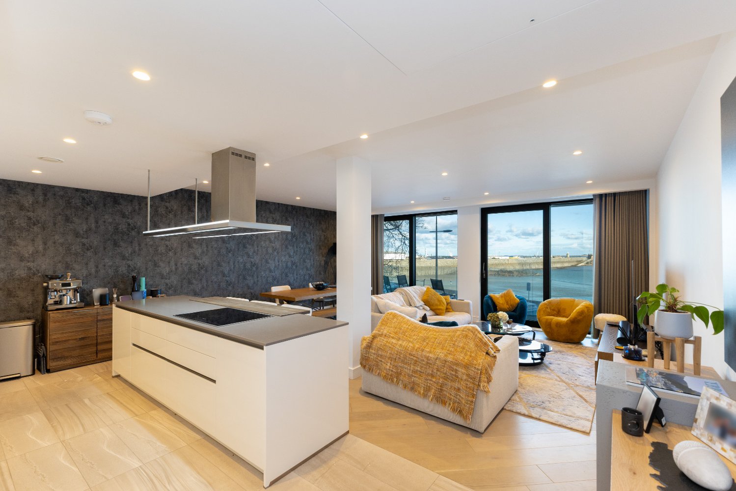 Apartment 6, Carrick House photo 6