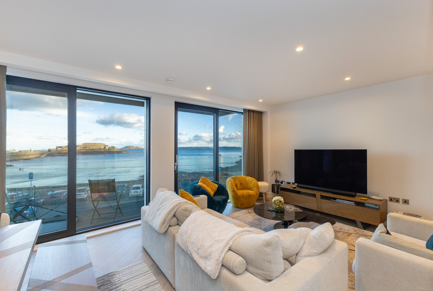 Apartment 6, Carrick House photo 8