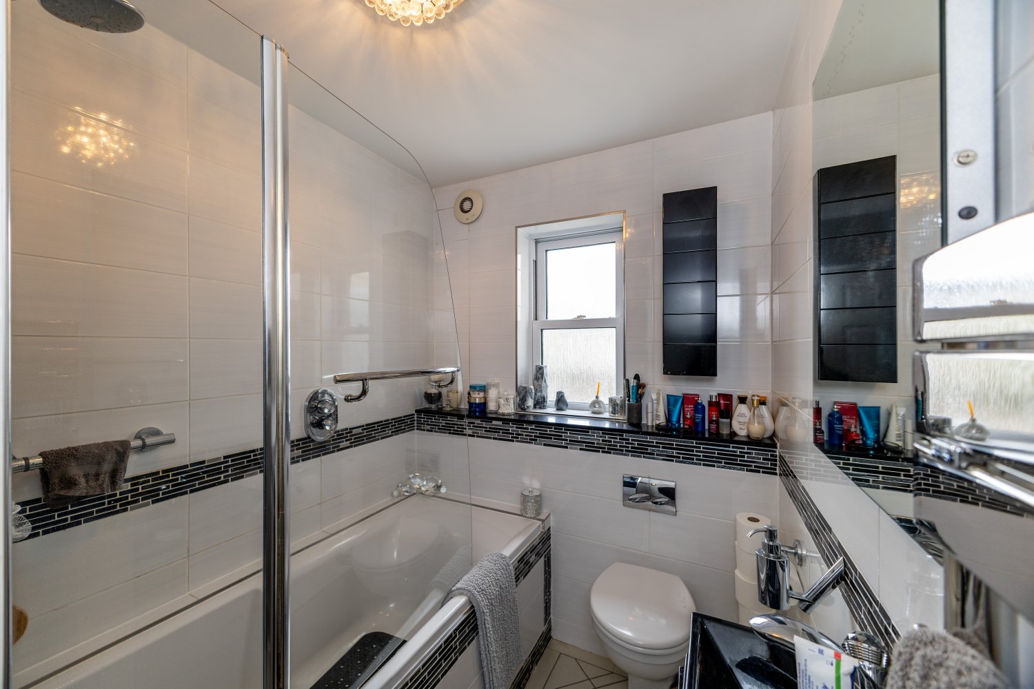 Flat B, Kelso Lodge photo 10