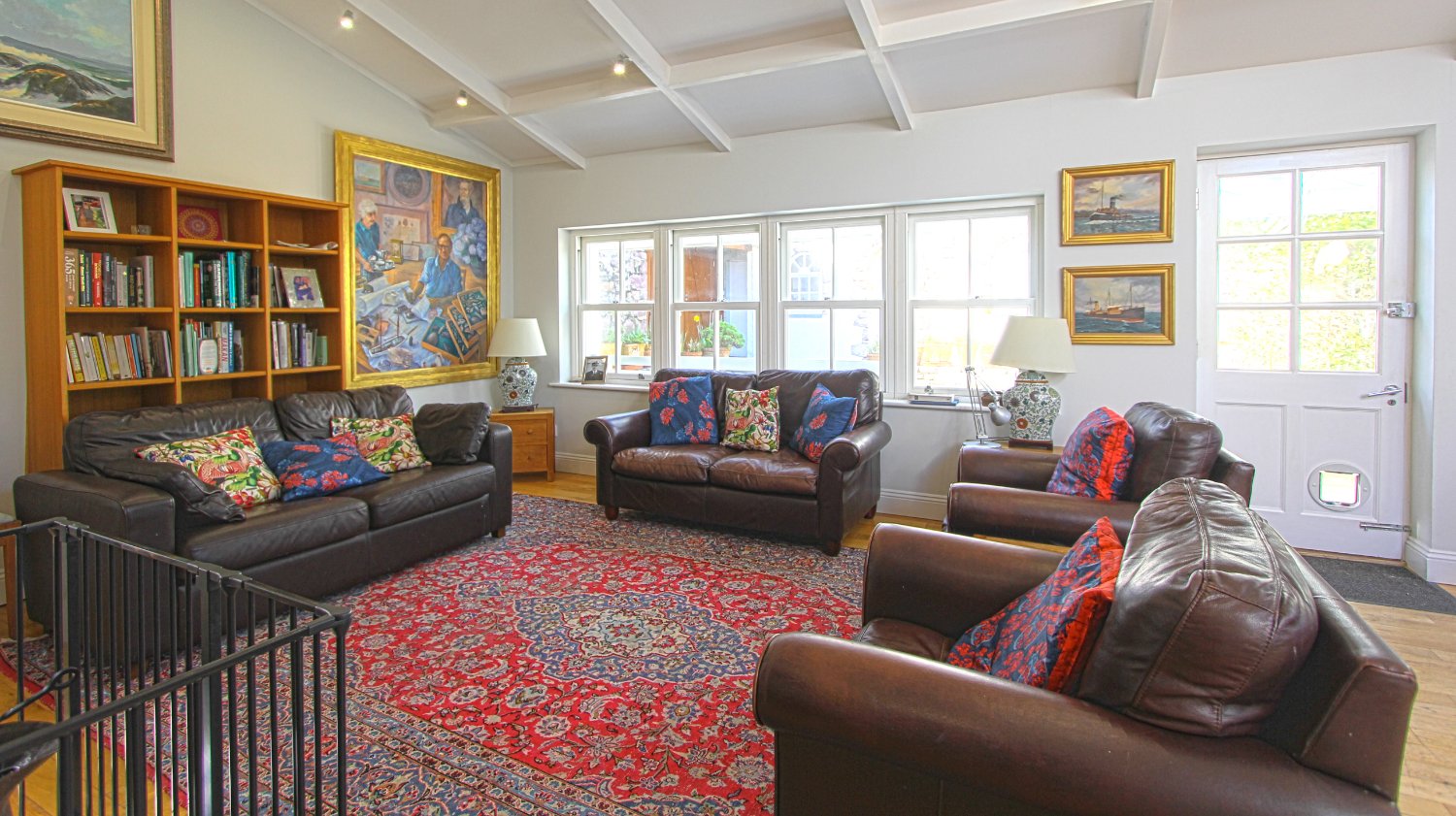 Pool House photo 2