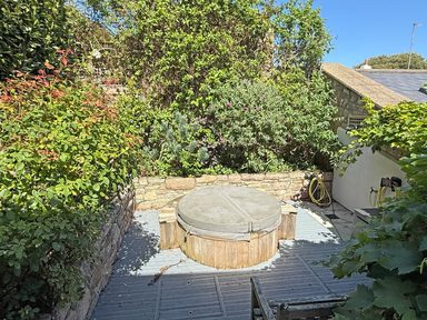 Pool House photo 21