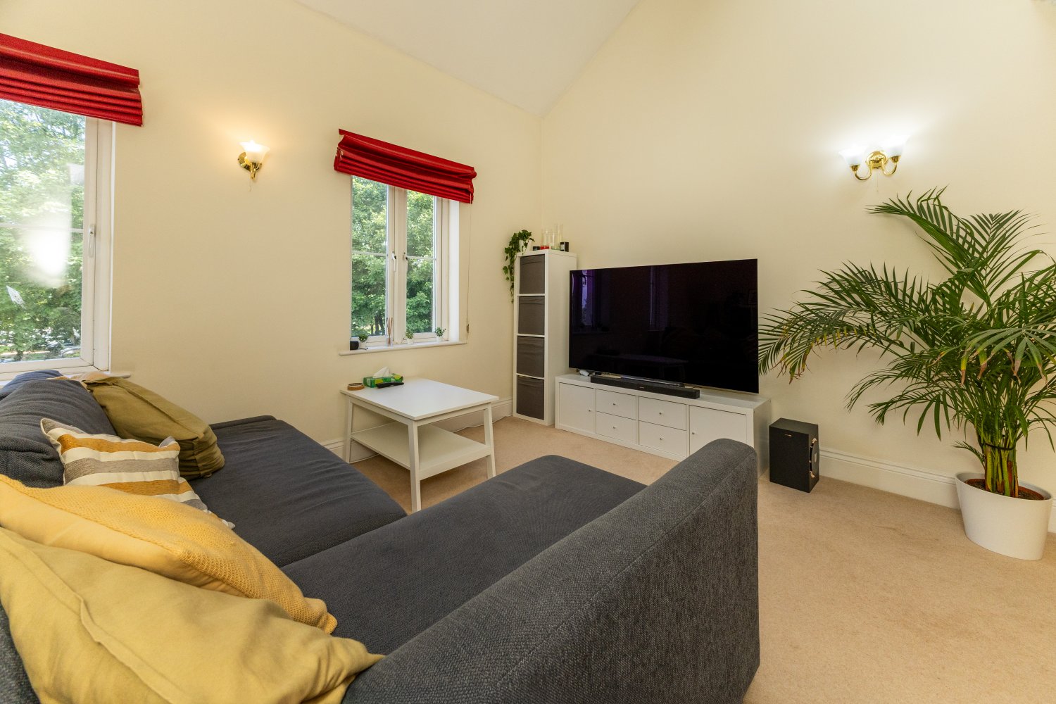9 Meadow Grove photo 9