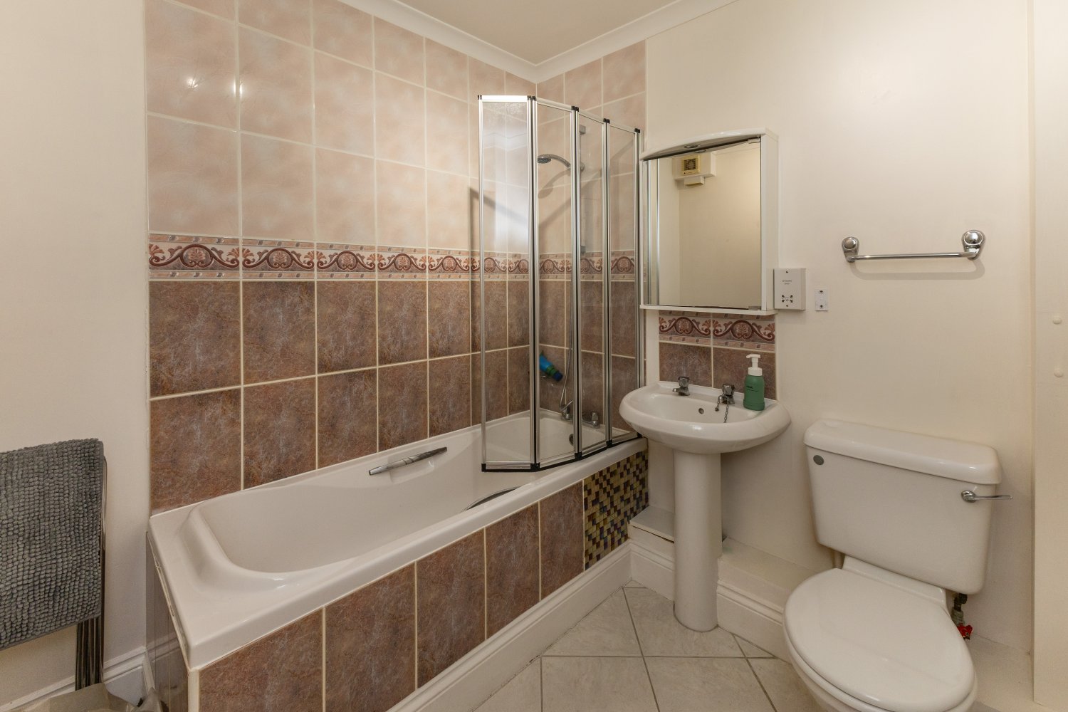9 Meadow Grove photo 8