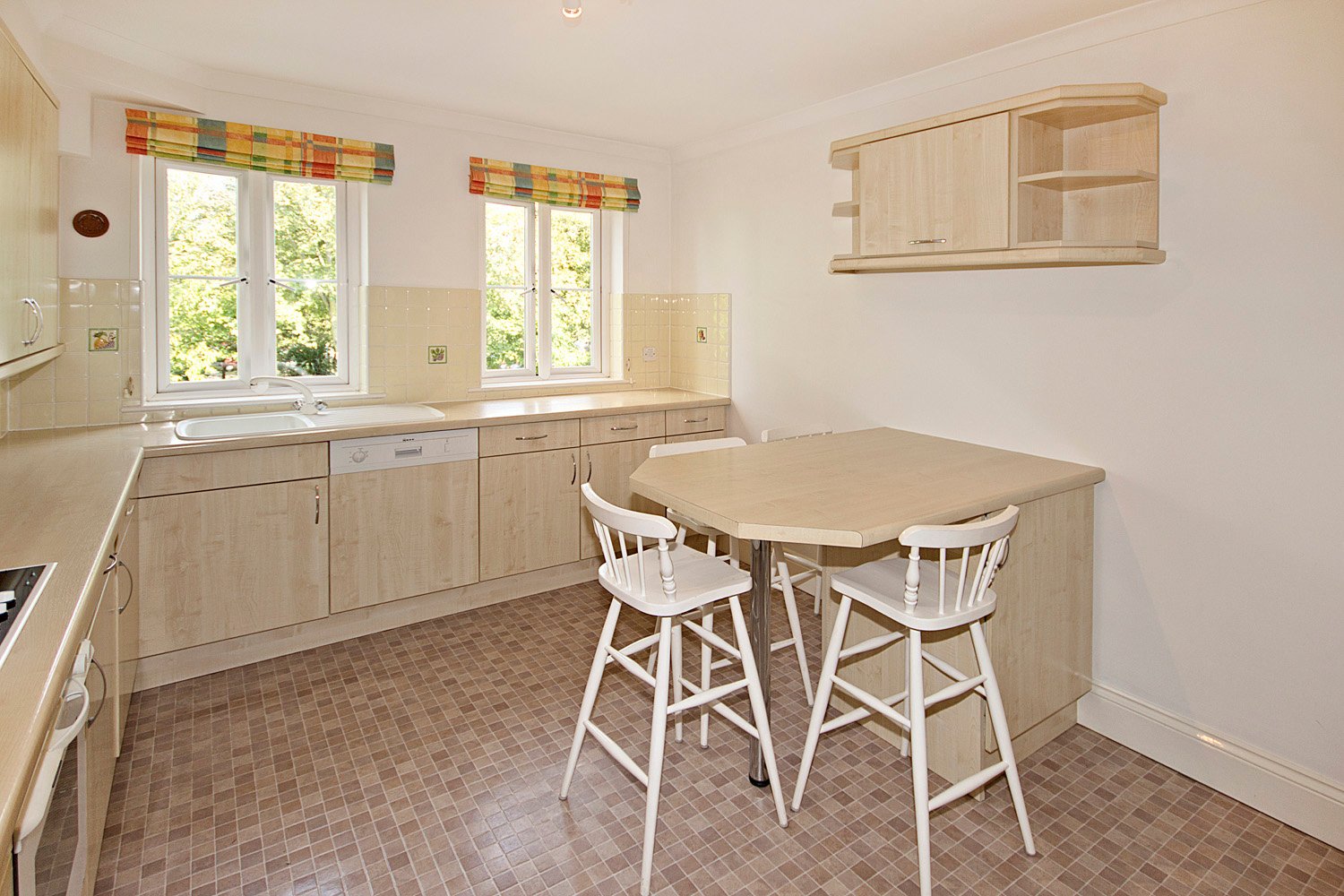 9 Meadow Grove photo 5