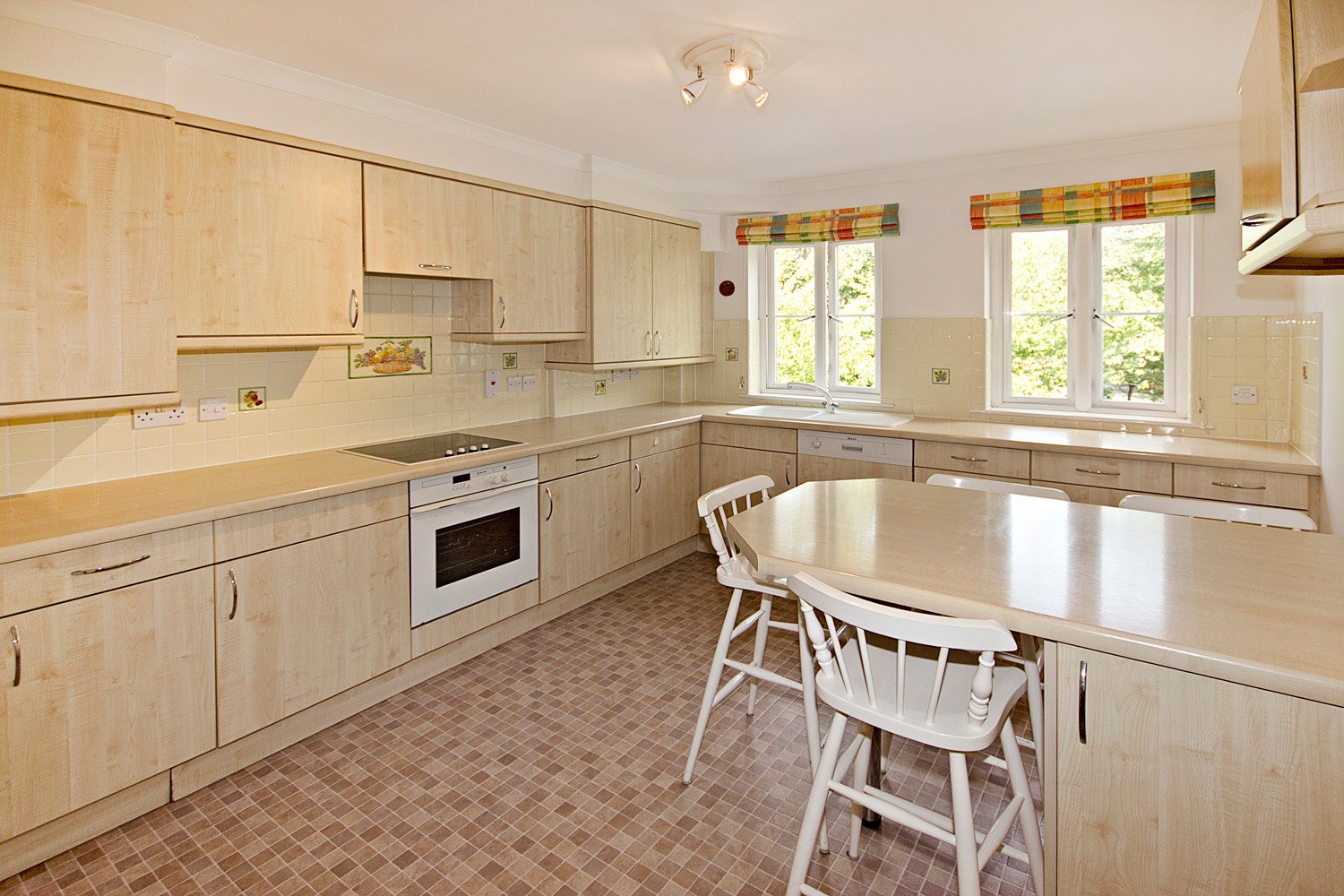9 Meadow Grove photo 4