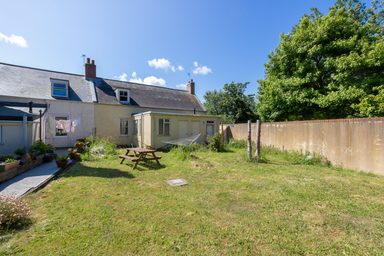 No. 2, Round Chimney Cottages photo 2