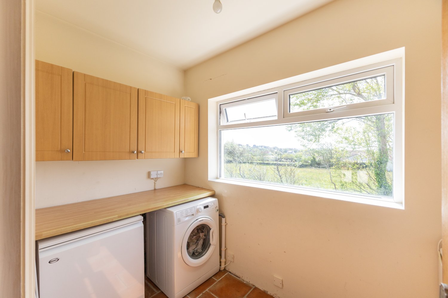 Oakfield photo 10