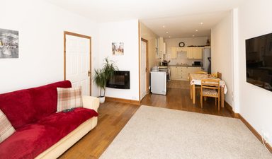 2 Sausmarez Street photo 2