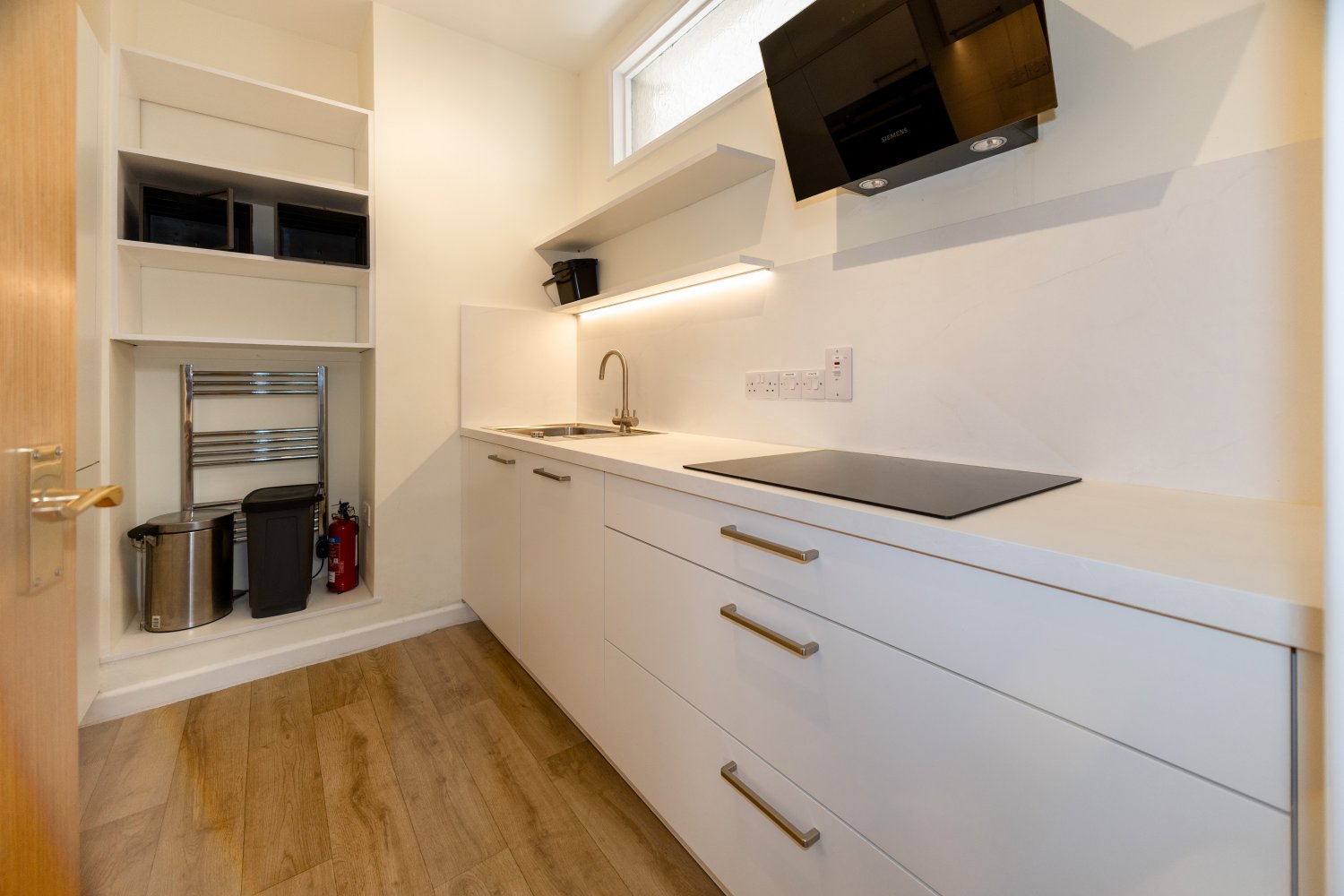 Flat 1, 8 Hauteville photo 1