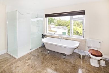 Saffron House photo 10