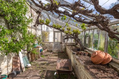 Saffron House photo 21