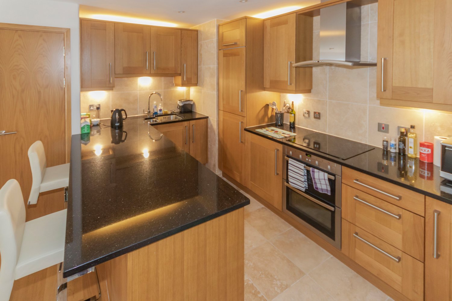 Apartment 7 photo 5