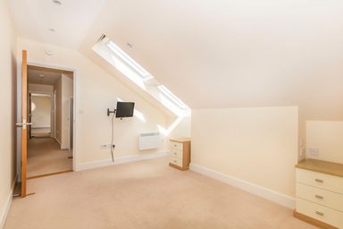 Salem Apartments photo 8