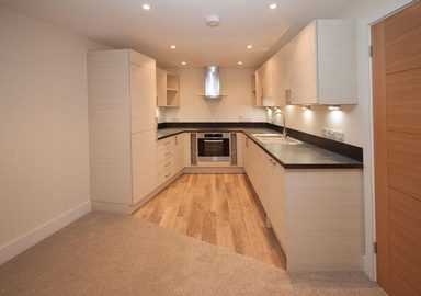 Flat 2 Farnley House photo 2