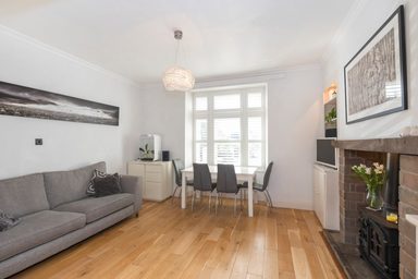 Mulberry House photo 9