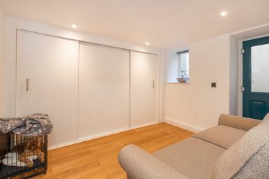 Mulberry House photo 15