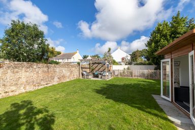 Mulberry House photo 32