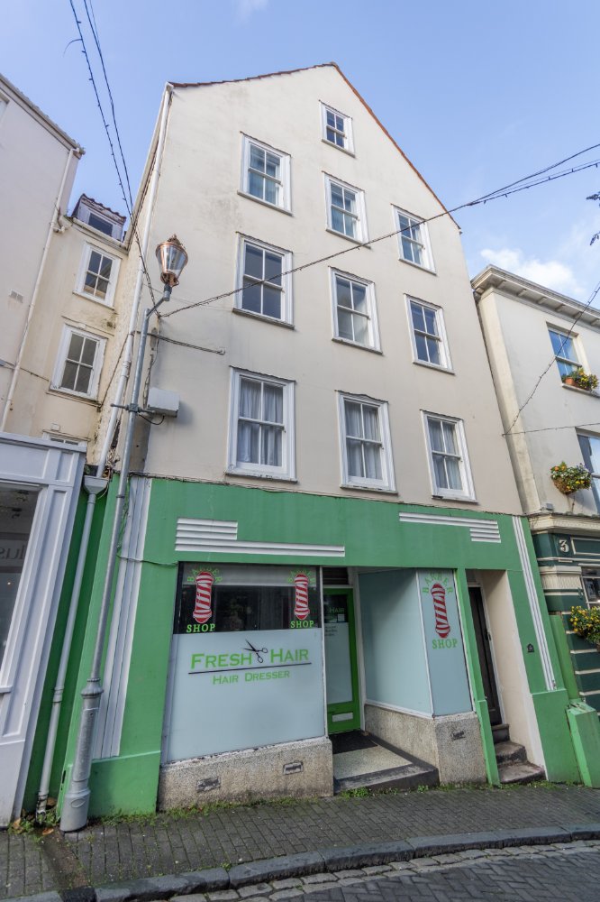Flat 4, 5 Mill Street photo 2