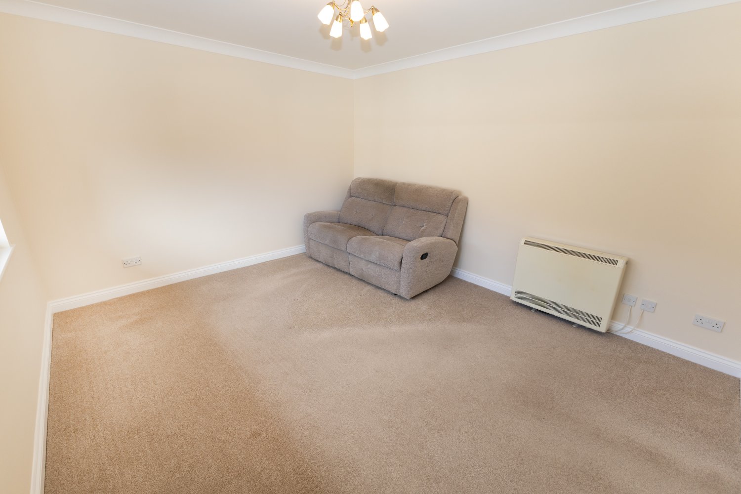 Flat 1 Cranbrook photo 3