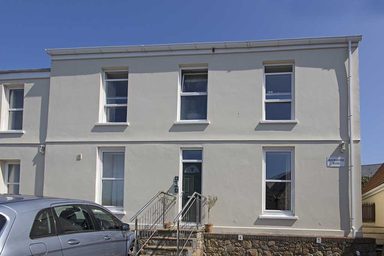 Flat 6, Farnborough House photo 16