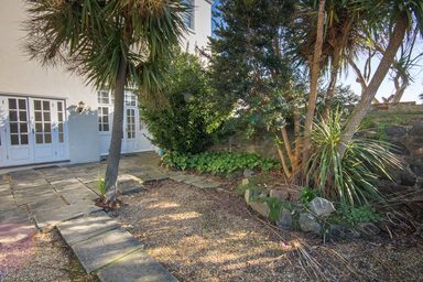 Connaught House photo 18