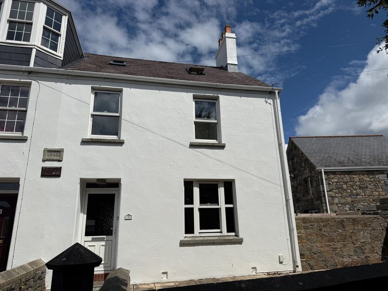 2 Grange Place