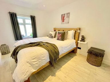 6 Laverstock Court photo 13
