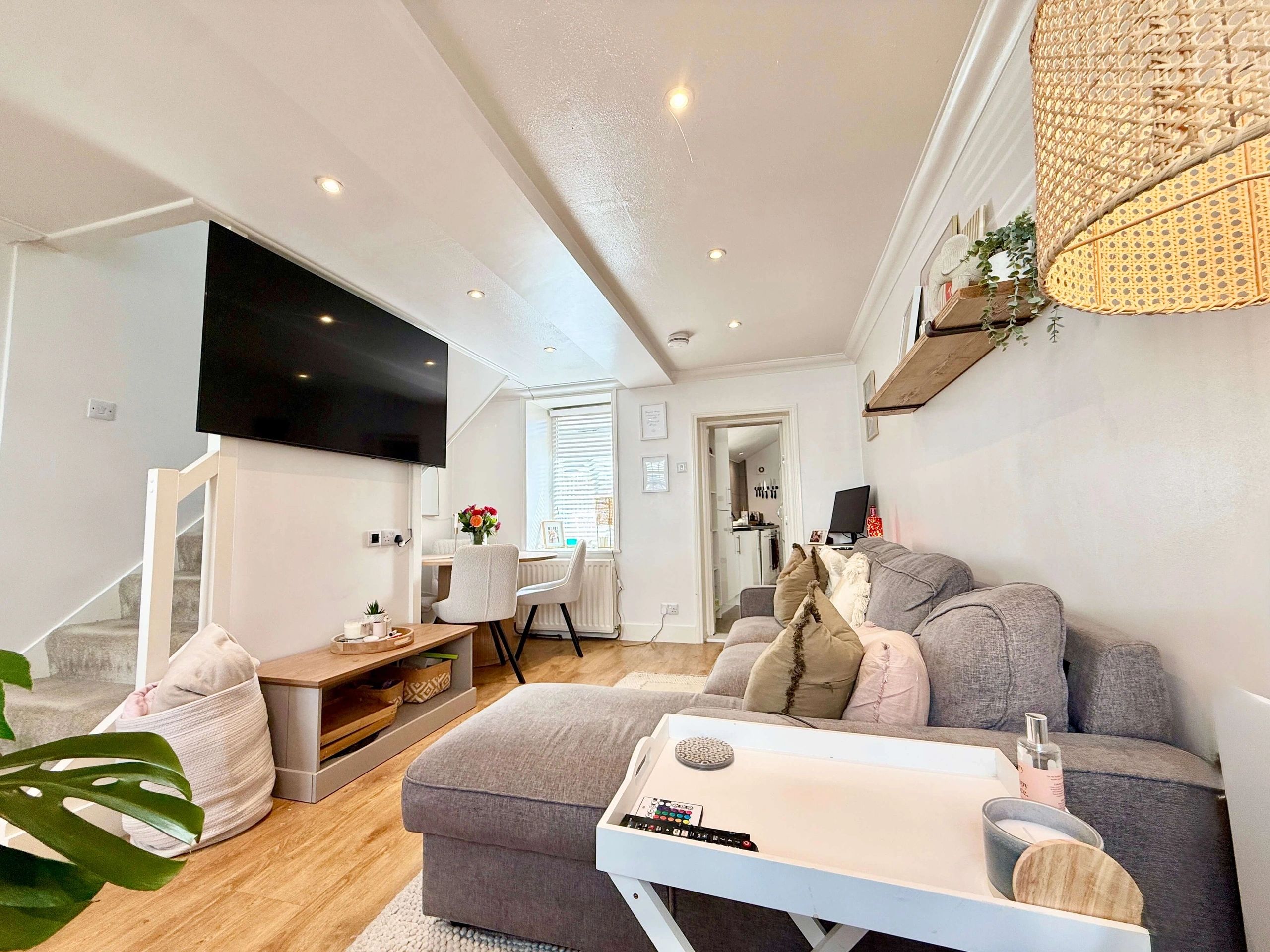 Bottom Flat, 74 Hauteville photo 6
