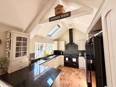Pebble Cottage photo 29