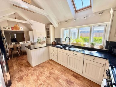 Pebble Cottage photo 30
