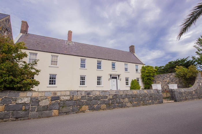 Ville Baudu House, Ville Baudu, Vale