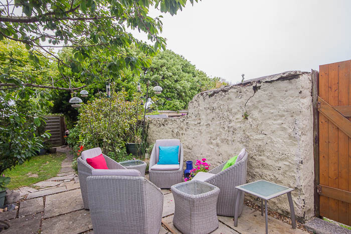 St Crispin House, Lowlands Road, Vale photo 31