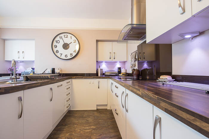 St Crispin House, Lowlands Road, Vale photo 9